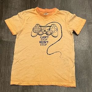 Butter tee shirt boys M
